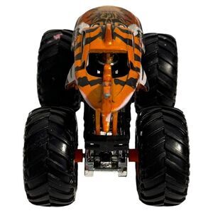 Hot Wheels 2019 1:64 Monster Truck Tiger Shark Metal Body Suspension Giant Wheel